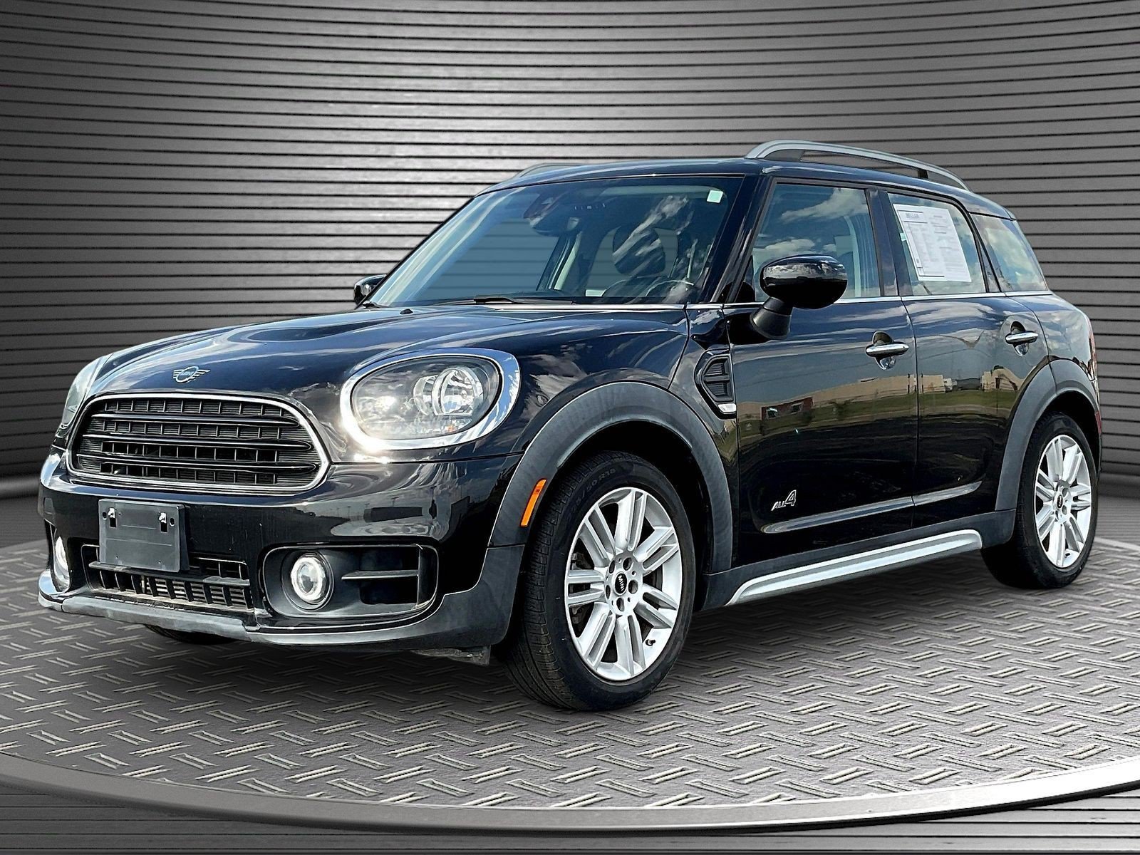 Used 2020 MINI Cooper Countryman ALL4 AWD/4WD image 3