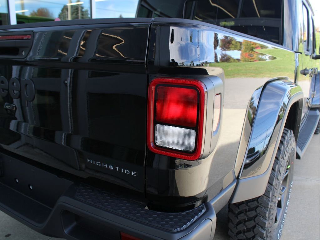 New 2025 Jeep Gladiator Sport image 36