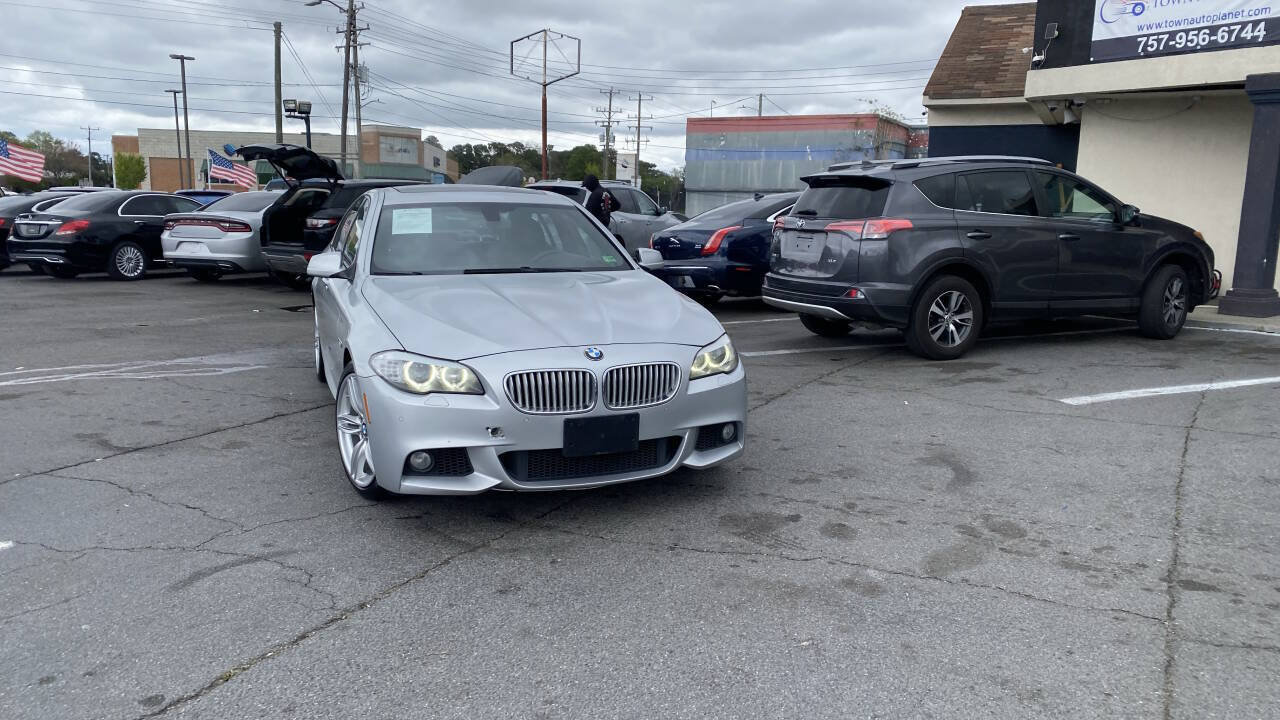 Used 2013 BMW 550i Sedan RWD image 16