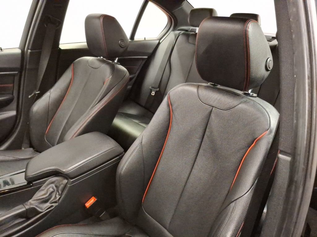 Used 2013 BMW 328i xDrive Sedan image 16