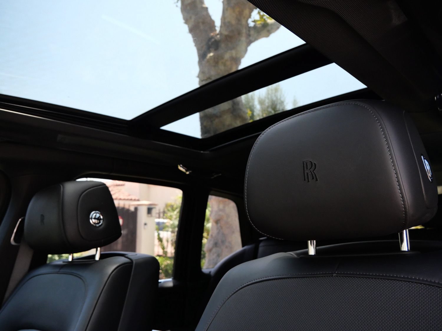 Certified 2022 Rolls-Royce Cullinan AWD/4WD image 10