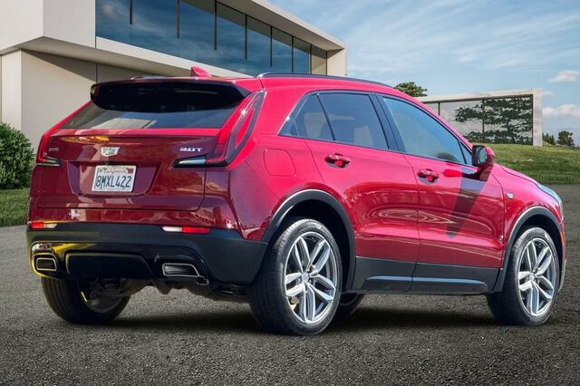 Used 2019 Cadillac XT4 Sport FWD image 4