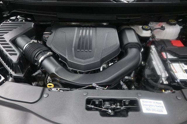 Used 2026 Chevrolet Traverse RS FWD image 32