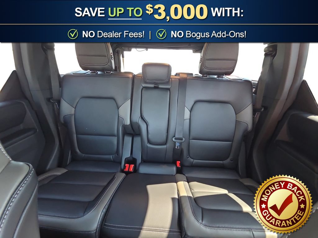 Used 2025 Ford Bronco Outer Banks AWD/4WD image 21