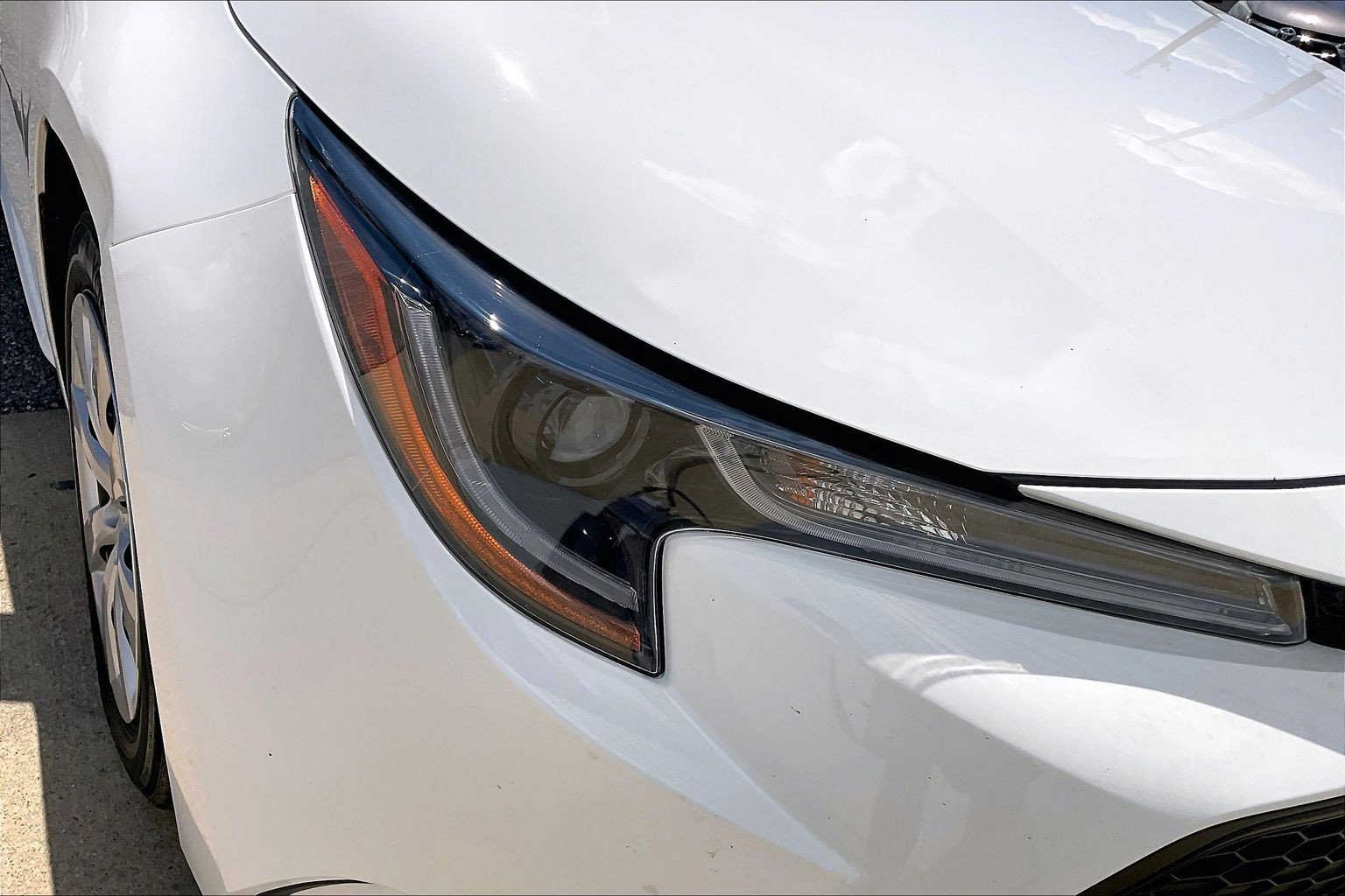 Used 2022 Toyota Corolla LE FWD image 31