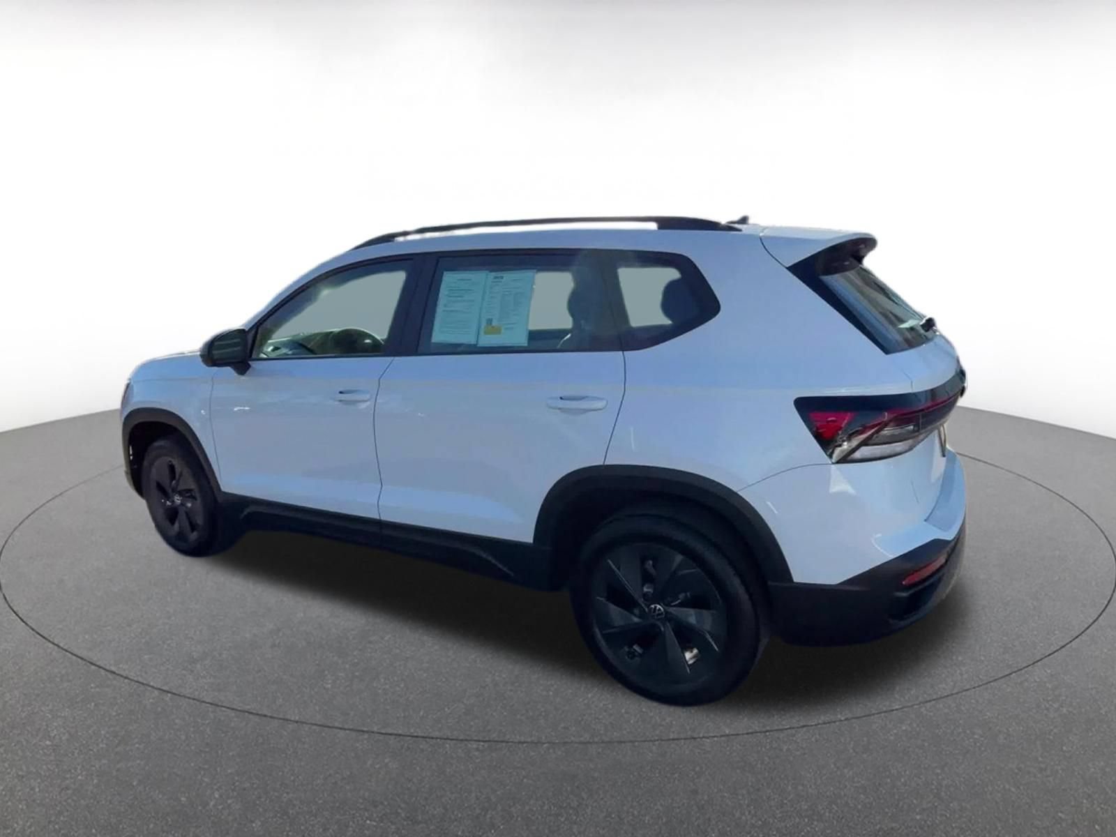 Used 2026 Volkswagen Taos S FWD image 10