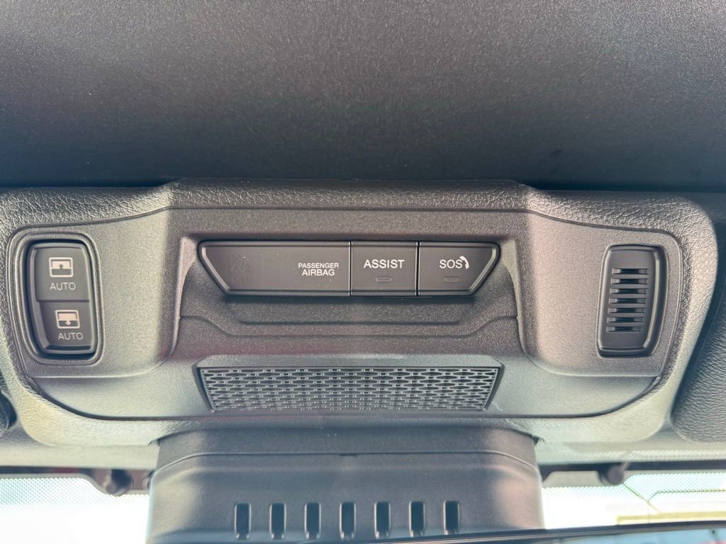 New 2025 Jeep Wrangler Unlimited Rubicon 392 image 33