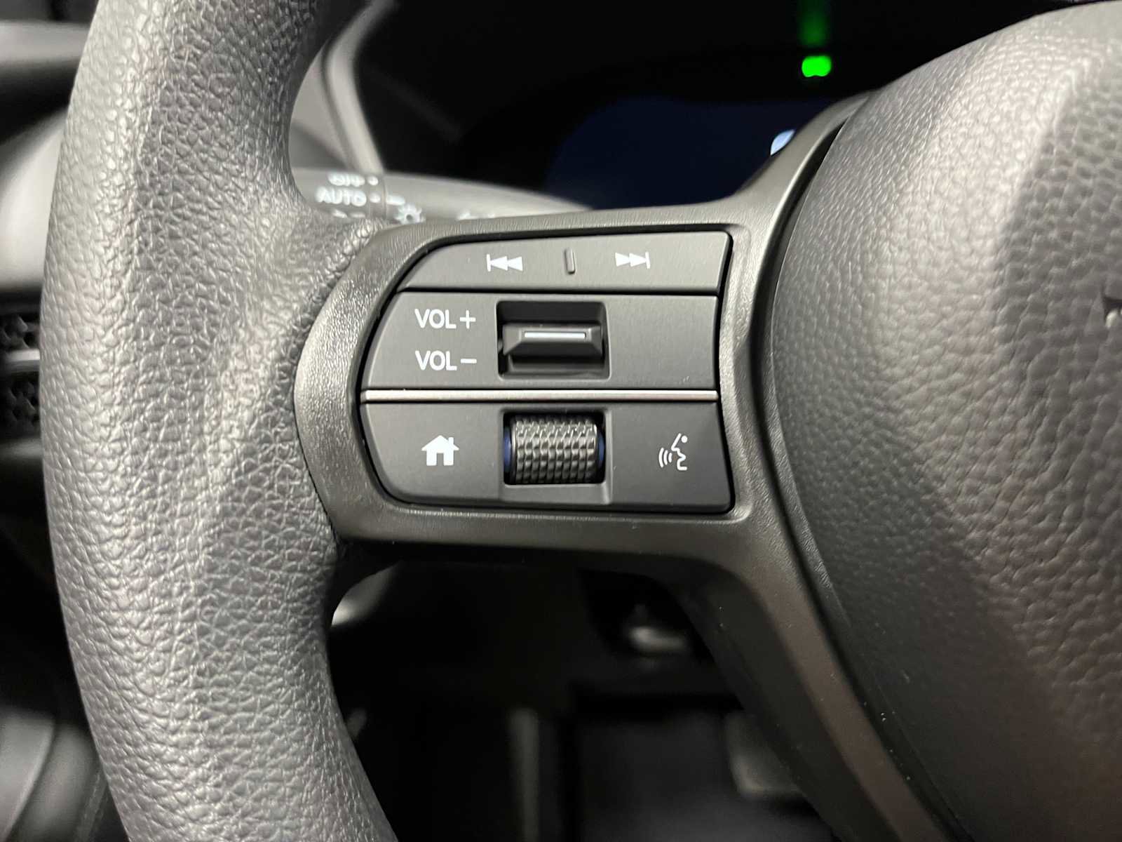 New 2026 Honda HR-V LX image 13