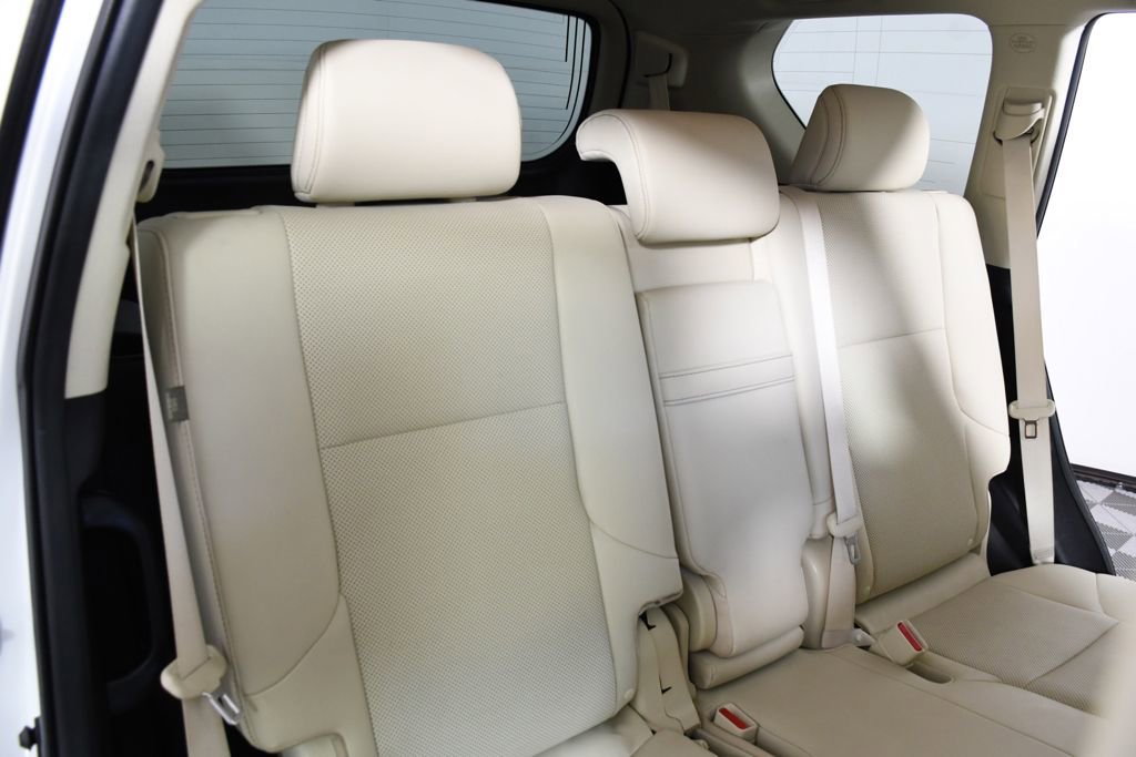 Used 2021 Lexus GX 460 Premium w/ Premium Package image 23