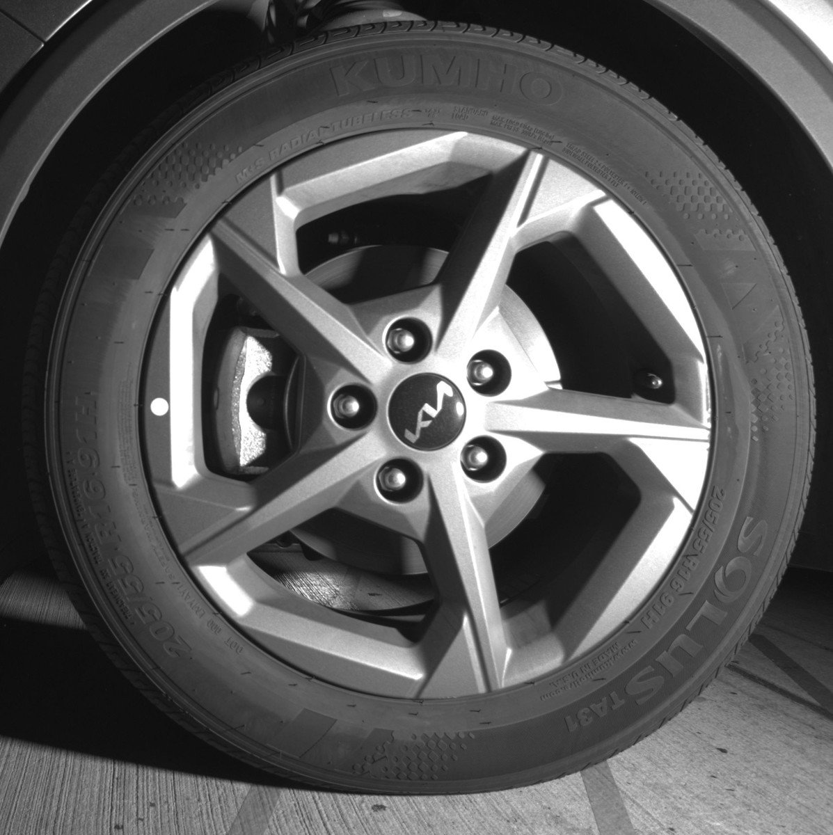 Used 2025 Kia K4 LXS image 12