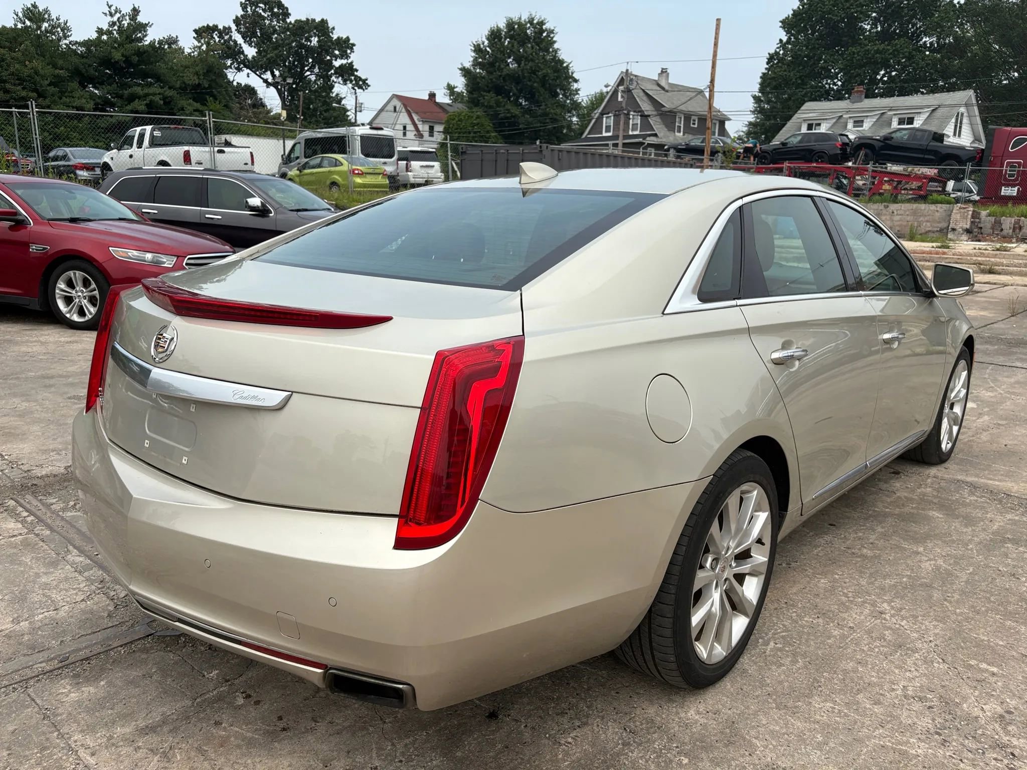 Used 2015 Cadillac XTS Luxury image 8