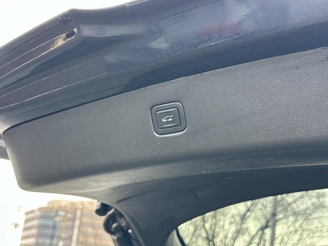 Used 2020 Chevrolet Blazer LT image 13