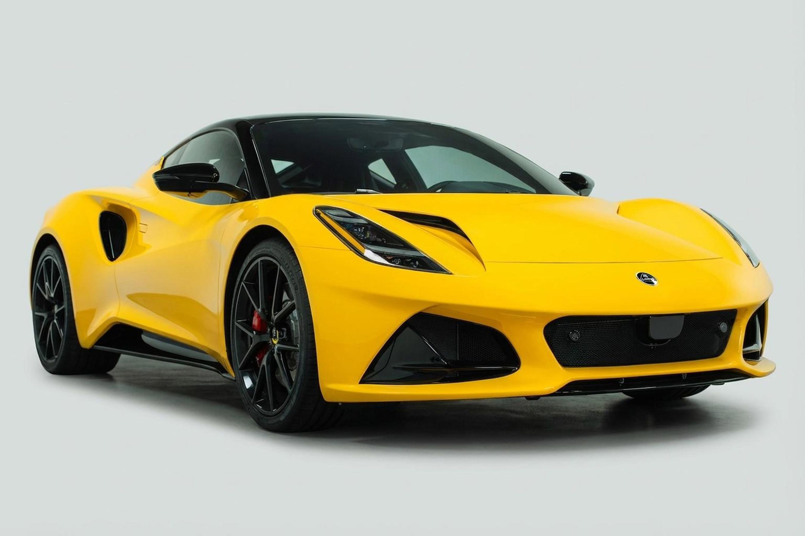 New 2026 Lotus Emira SE image 10