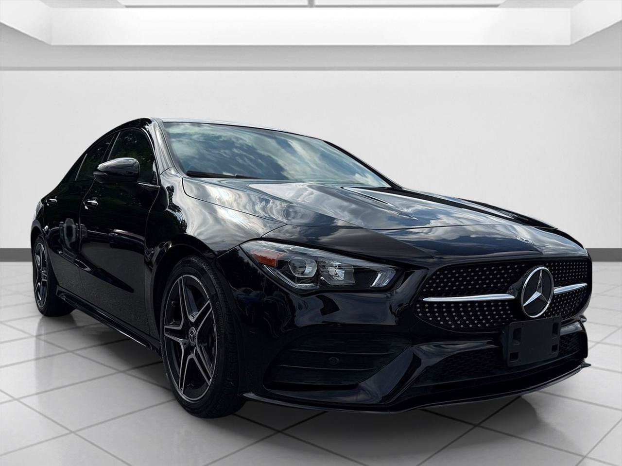 Used 2023 Mercedes-Benz CLA 250 4MATIC image 7