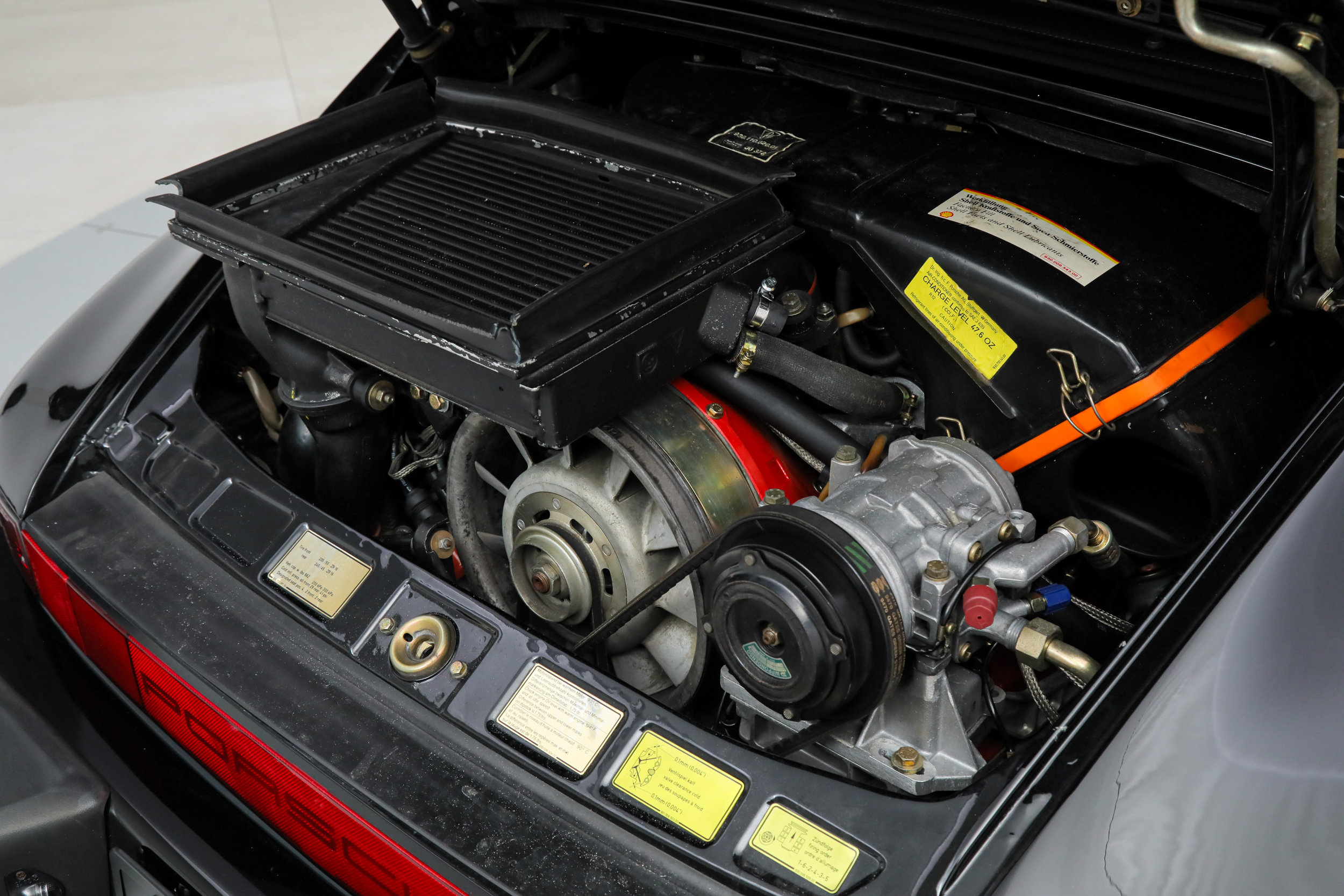 Used 1989 Porsche 911 Turbo Targa RWD image 65