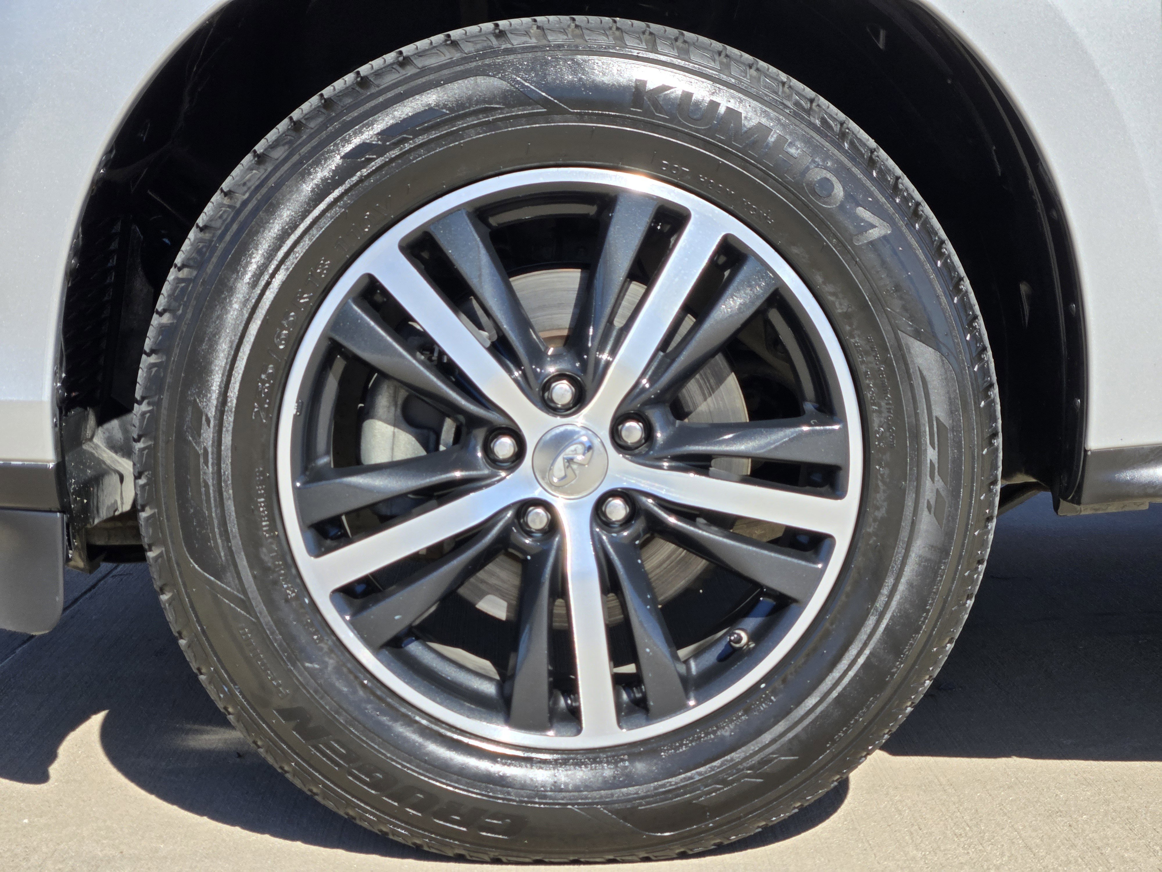 Used 2016 INFINITI QX60 AWD w/ Premium Package image 16