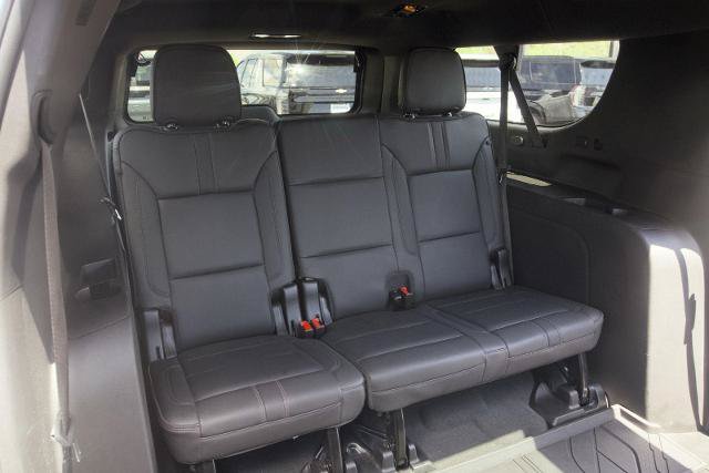 Used 2023 Chevrolet Suburban RST AWD/4WD image 29