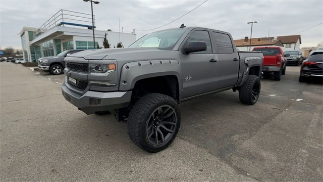 Used 2018 Chevrolet Silverado 1500 LTZ Z71 w/ LTZ Plus Package image 4