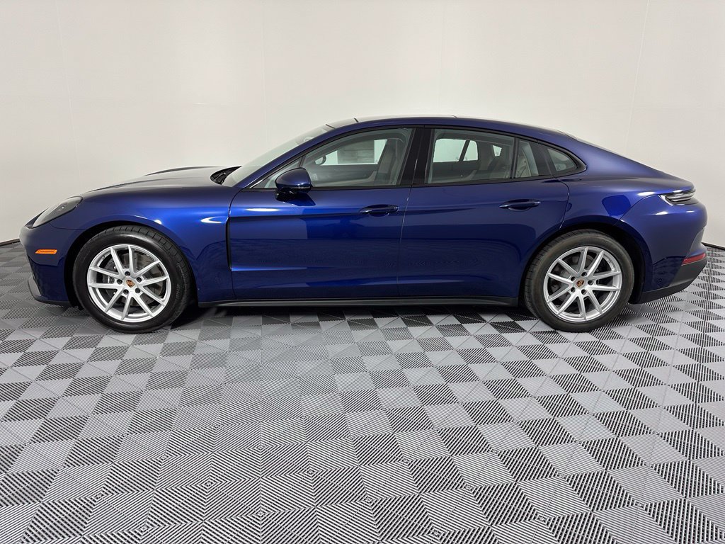 Used 2026 Porsche Panamera RWD image 2
