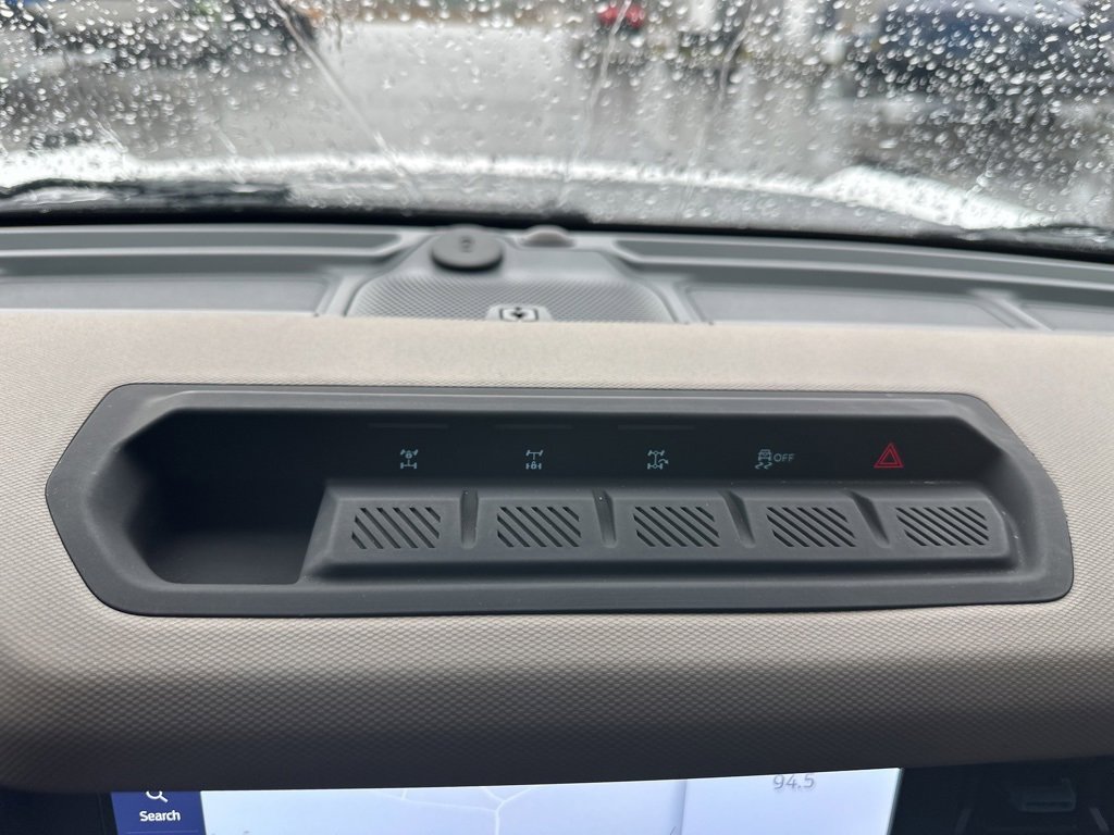 Used 2023 Ford Bronco Wildtrak image 19