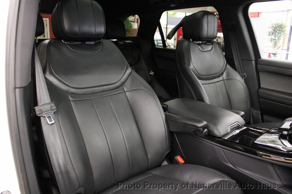 Used 2025 Land Rover Range Rover Sport SE AWD/4WD image 47