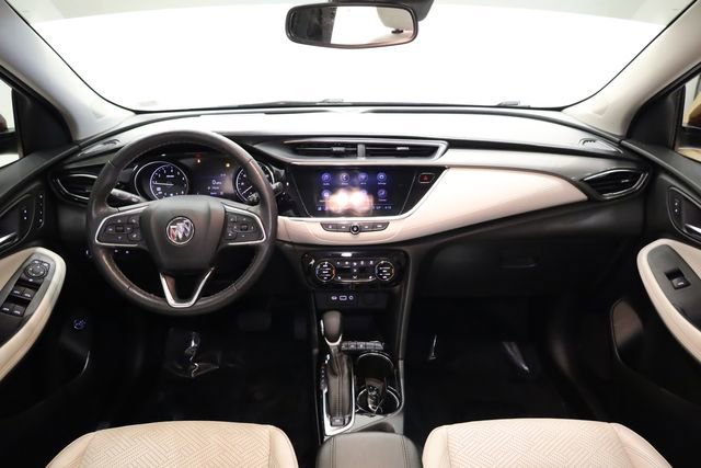 Used 2020 Buick Encore GX Essence image 16