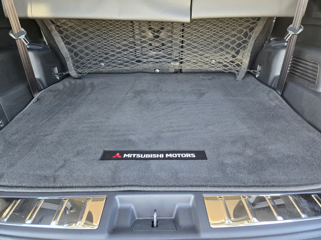 New 2026 Mitsubishi Outlander SE image 24