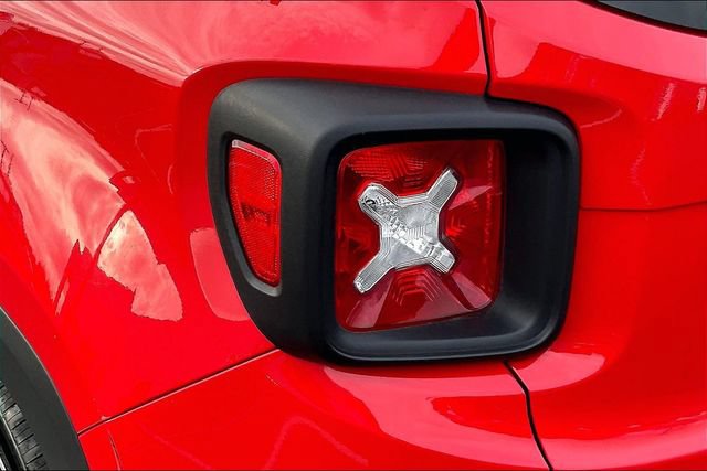 Used 2020 Jeep Renegade Sport FWD image 30
