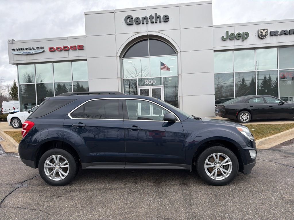 Used 2016 Chevrolet Equinox LT w/ Convenience Package image 2