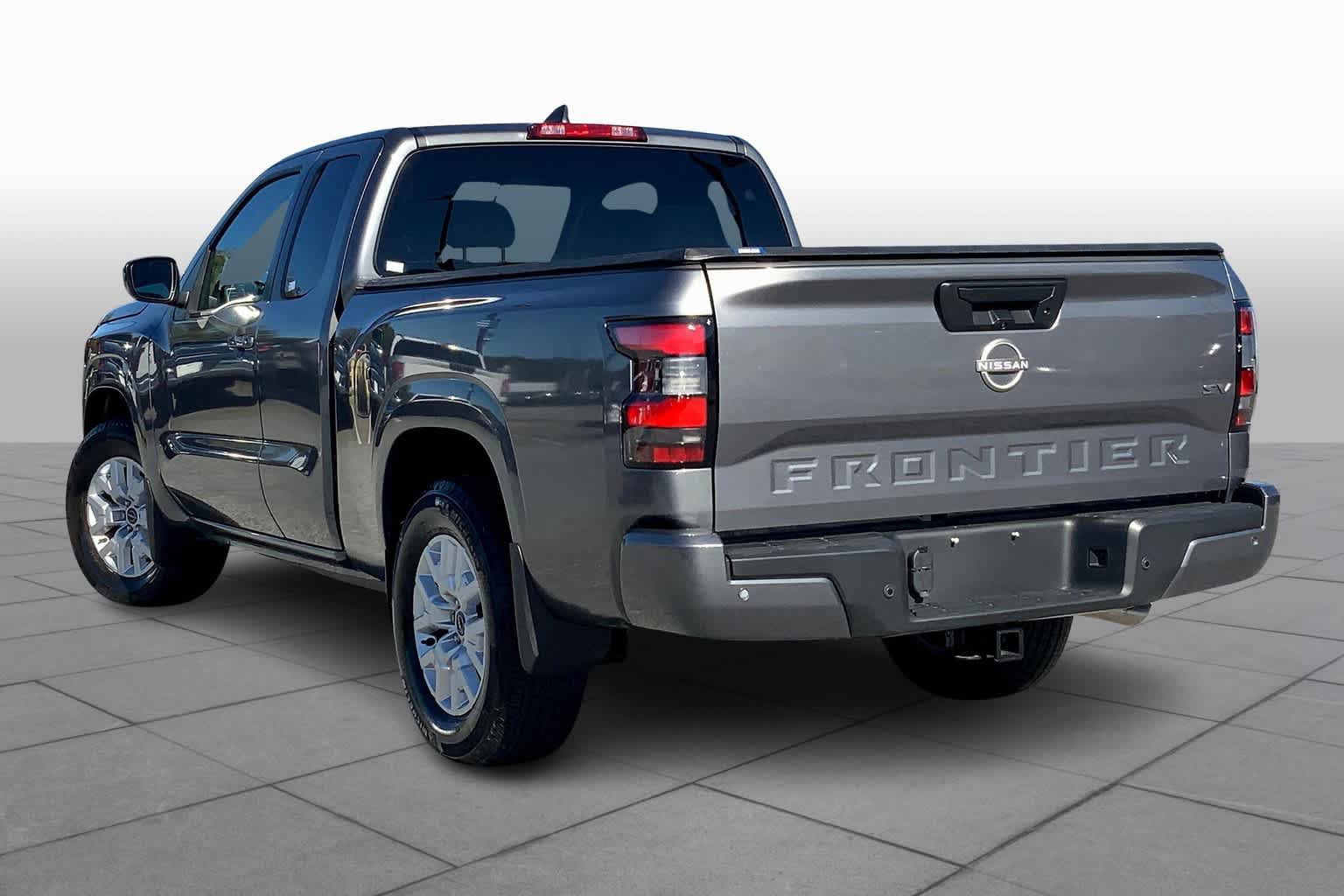 Used 2023 Nissan Frontier SV w/ Technology Package RWD image 12