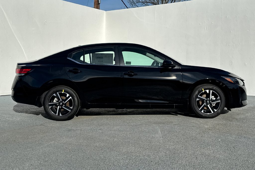 New 2025 Nissan Sentra SV w/ All-Weather Package FWD image 2