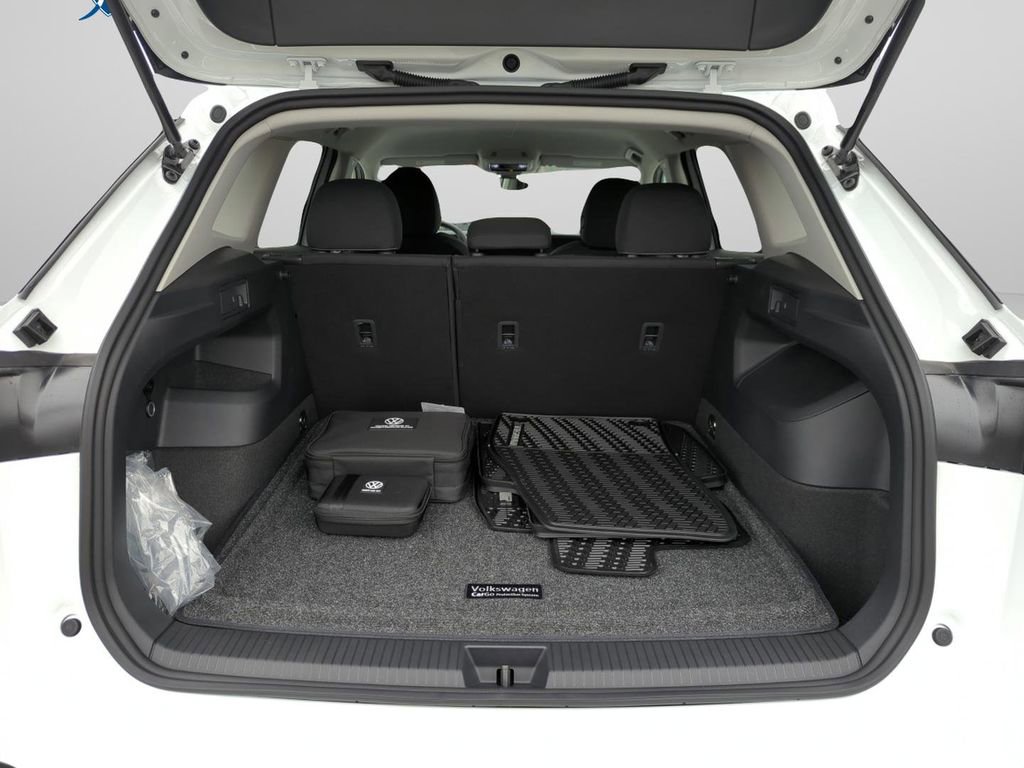 New 2026 Volkswagen Tiguan S image 41