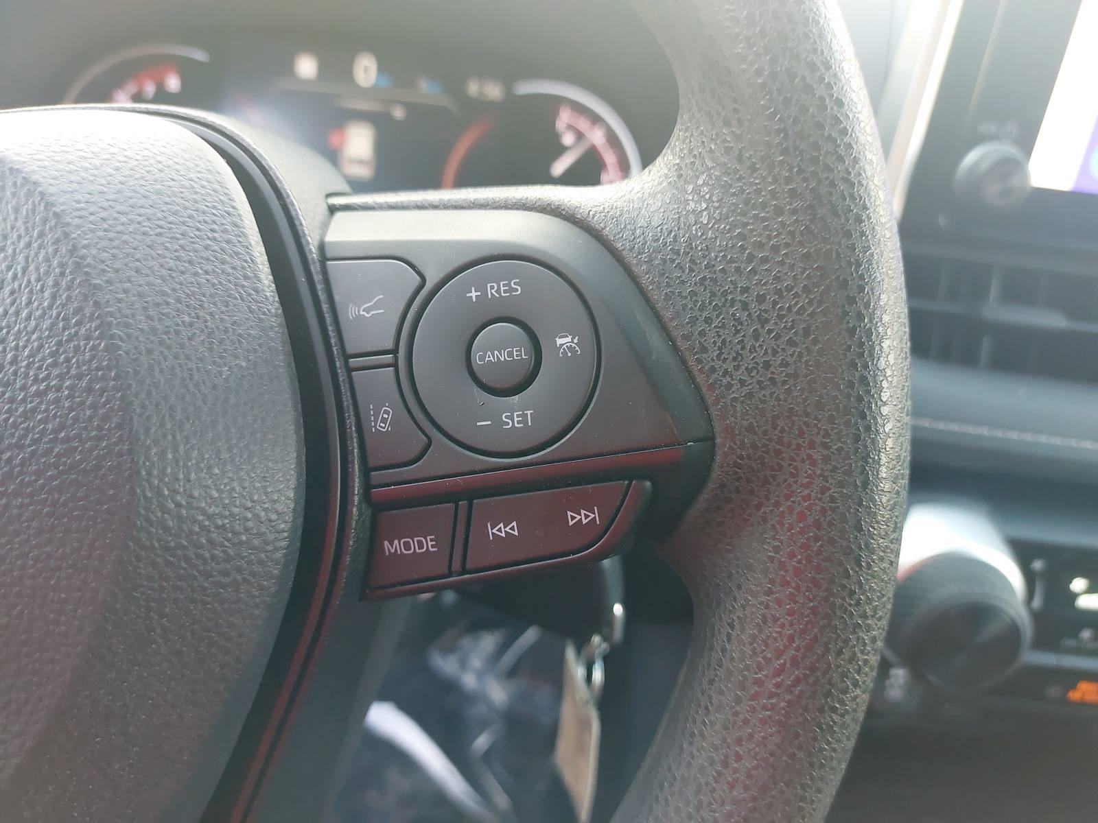 Used 2024 Toyota RAV4 LE FWD image 18