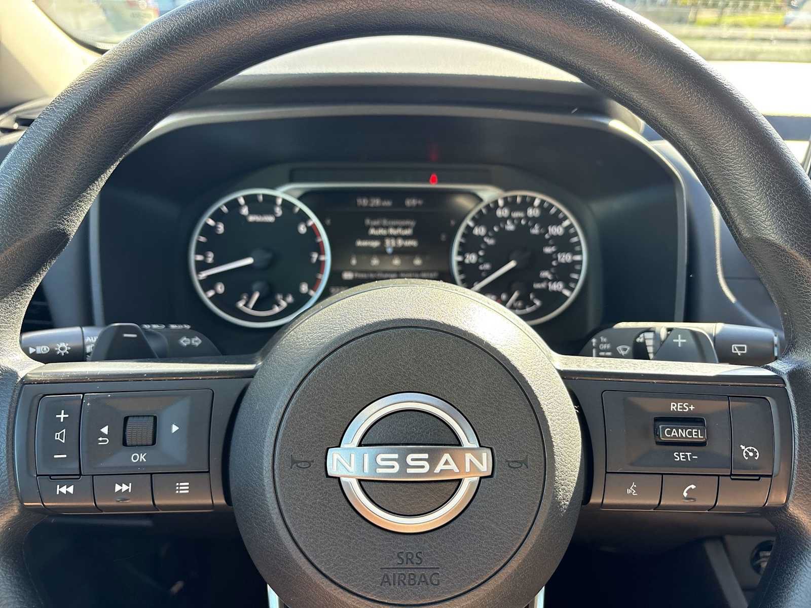 Used 2024 Nissan Rogue S AWD/4WD image 11