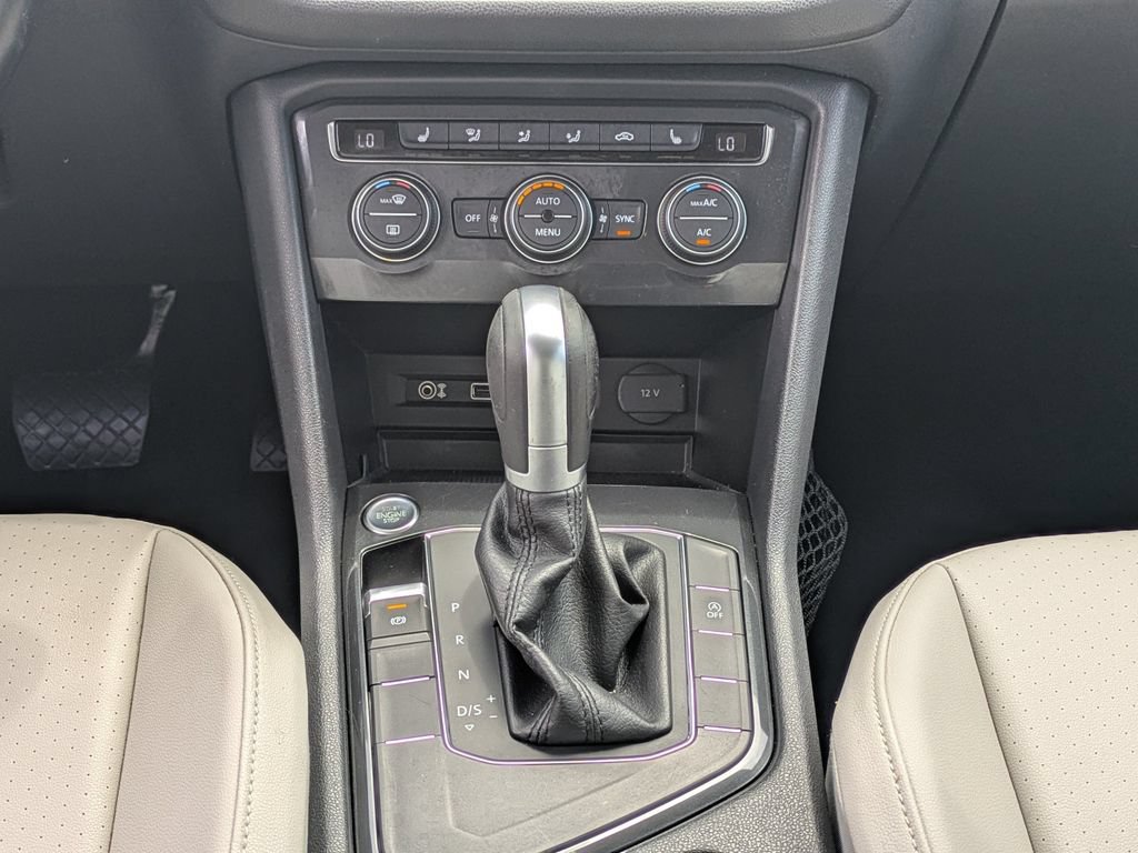 Used 2018 Volkswagen Tiguan SE FWD image 23