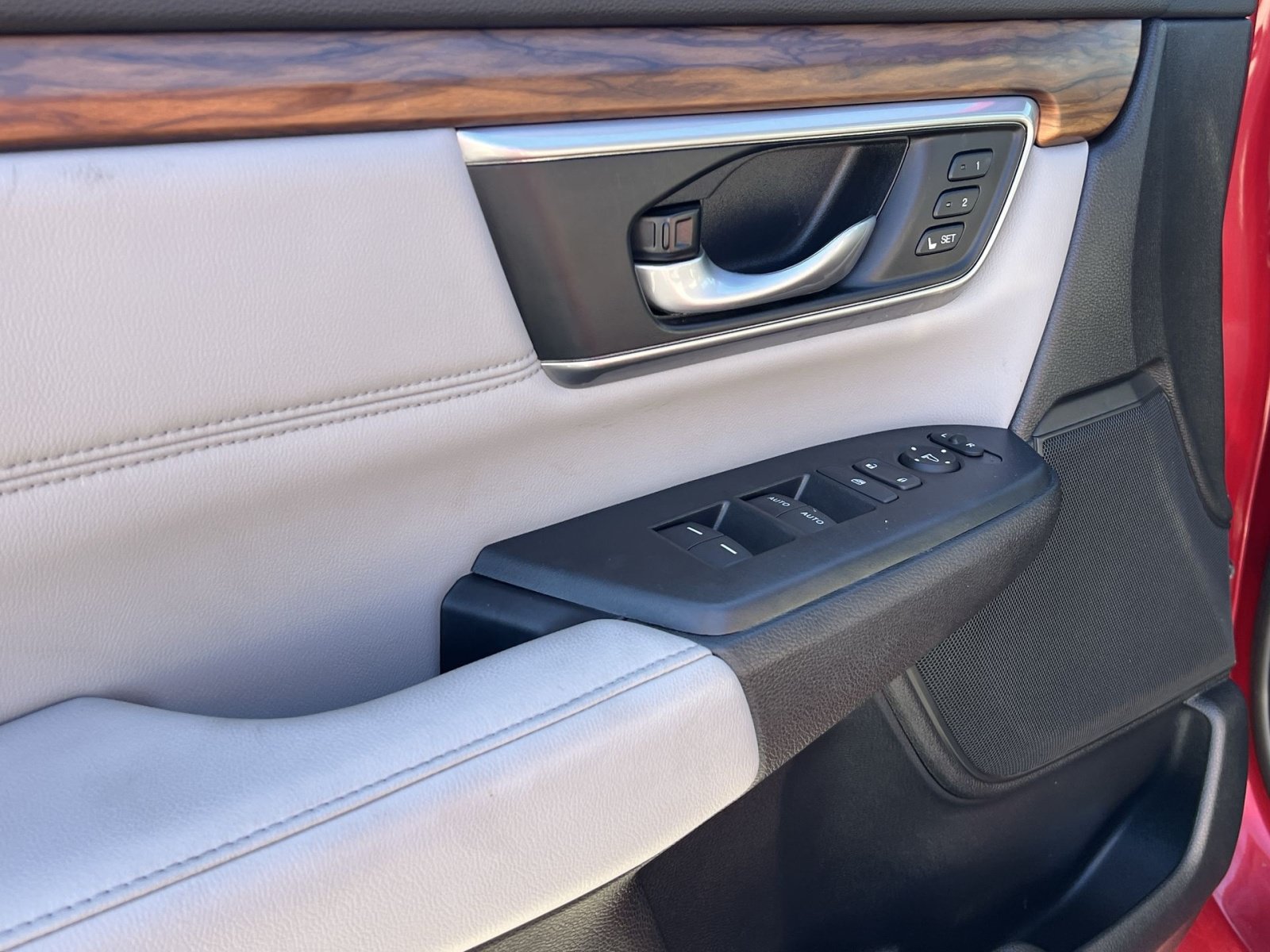 Used 2022 Honda CR-V EX-L image 15