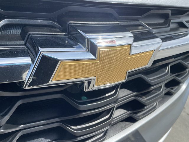 Used 2025 Chevrolet Trax LT FWD image 29