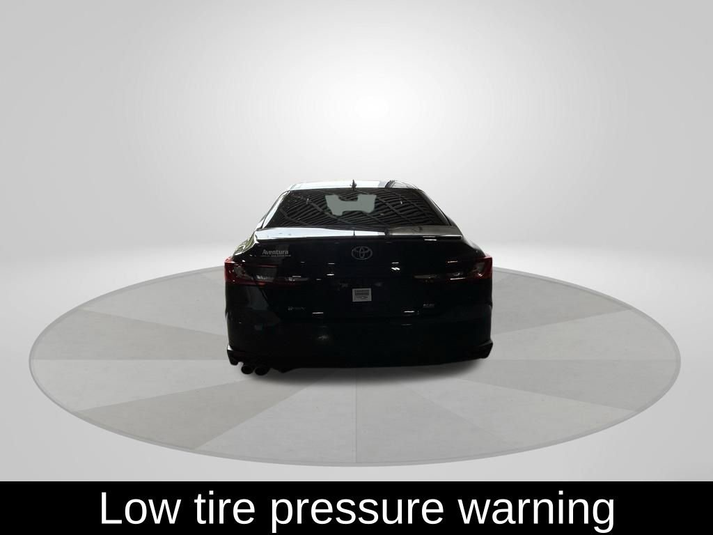 Used 2025 Toyota Camry SE w/ Convenience Package FWD image 6