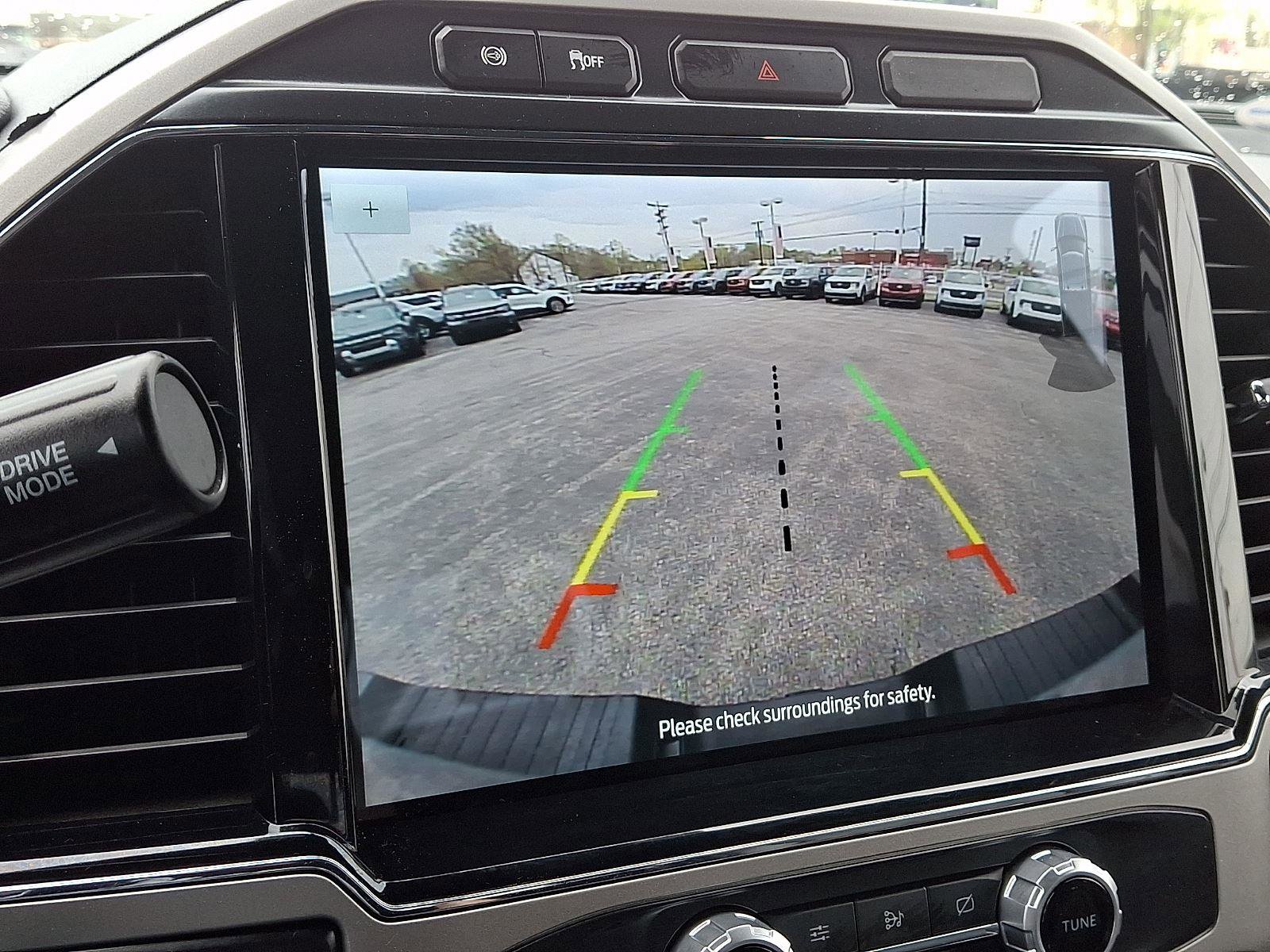 Certified 2022 Ford F350 Lariat w/ Lariat Value Package image 17