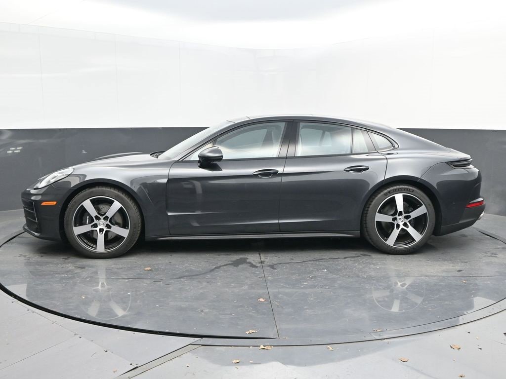 New 2025 Porsche Panamera image 2