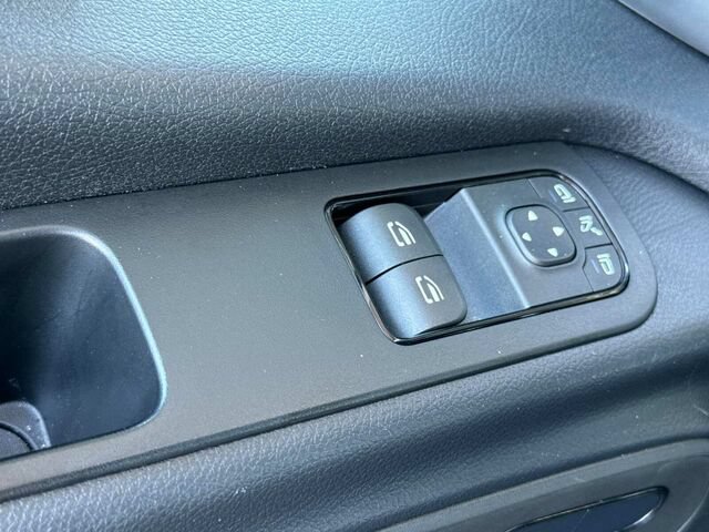 Used 2023 Mercedes-Benz Sprinter 2500 image 14