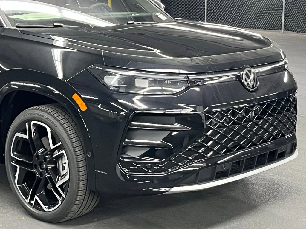 New 2026 Volkswagen Tiguan SEL R-Line AWD/4WD image 41