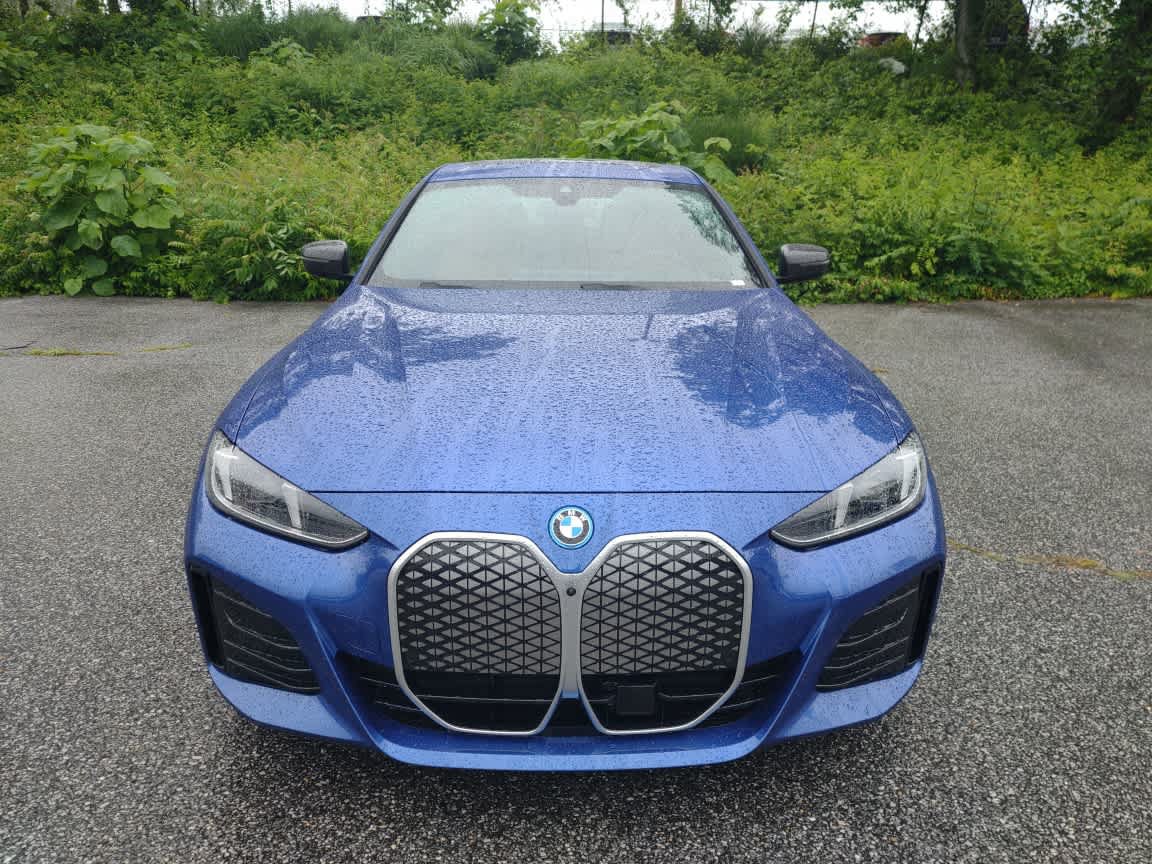 Used 2025 BMW i4 xDrive40i w/ M Sport Package AWD/4WD image 2