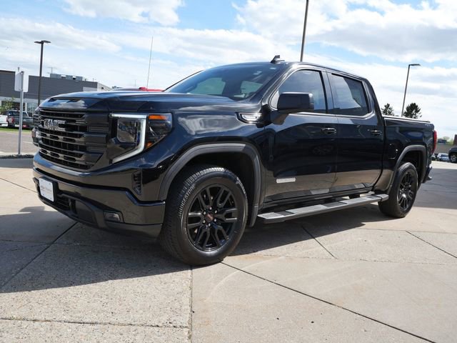 Used 2025 GMC Sierra 1500 Elevation AWD/4WD image 3