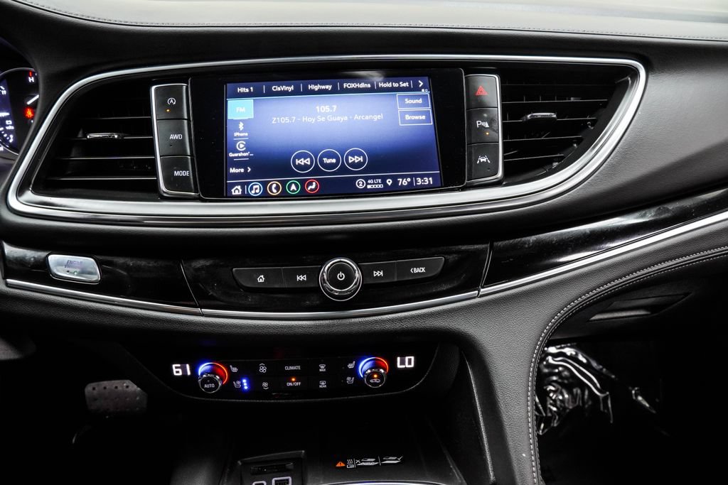 Used 2023 Buick Enclave Avenir w/ Avenir Technology Package AWD/4WD image 28