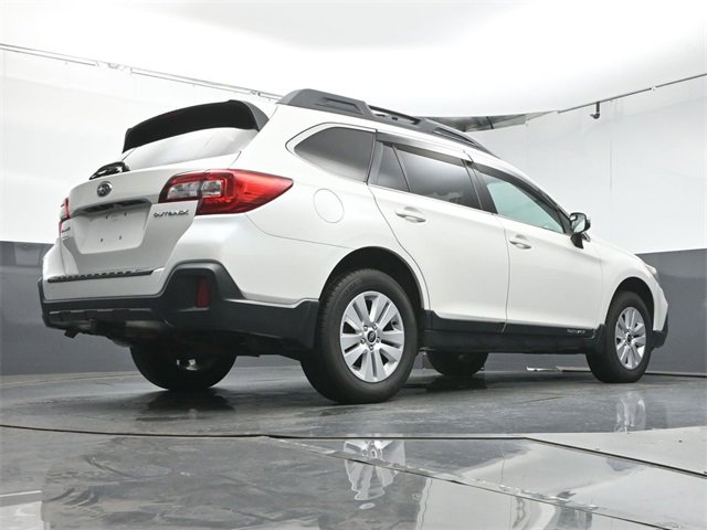 Used 2018 Subaru Outback 2.5i Premium image 38
