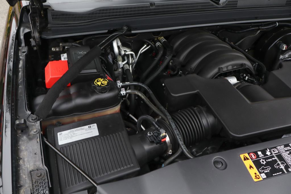 Used 2019 Chevrolet Suburban Premier image 11