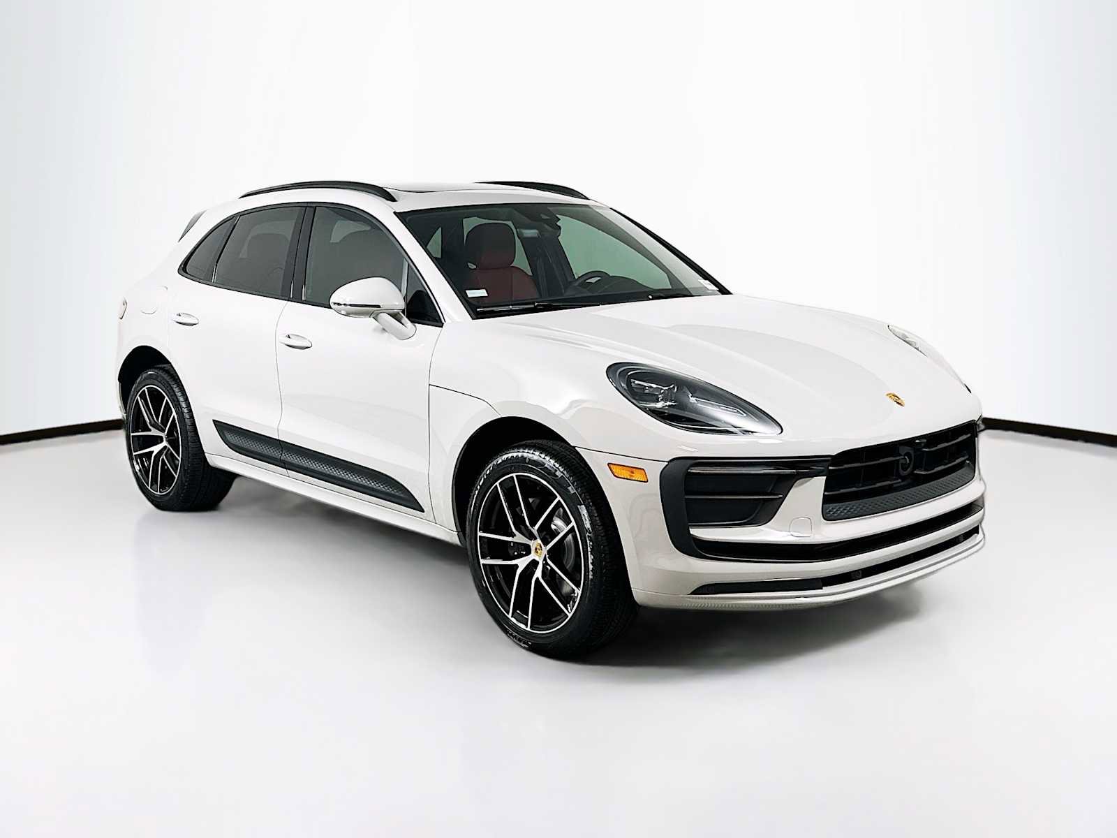 New 2026 Porsche Macan image 7