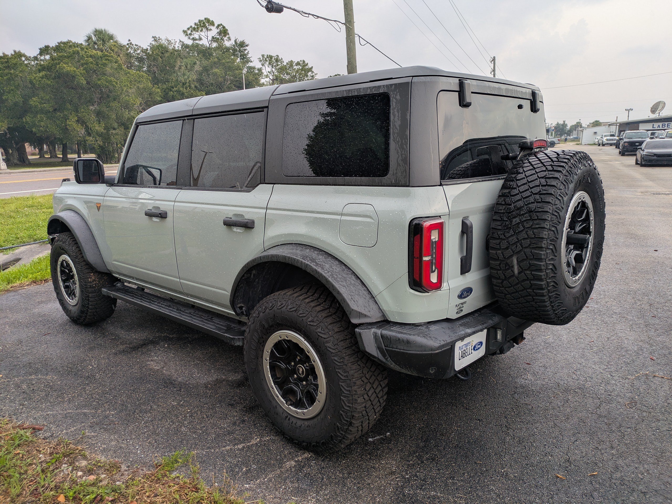 Used 2022 Ford Bronco Badlands AWD/4WD image 6