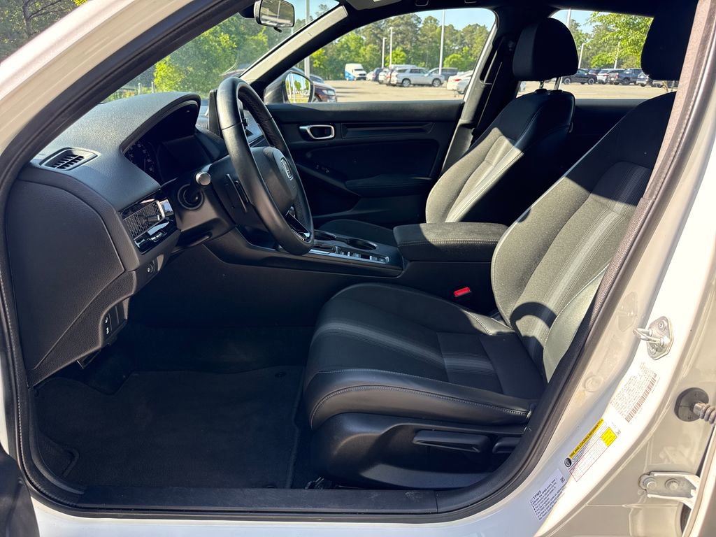 Used 2023 Honda Civic Sport image 13